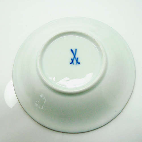 Meissen Demitasse with High Double Swan-Neck Handle
