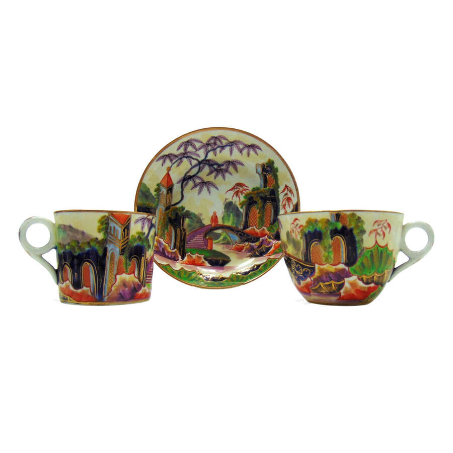 An Early Minton Porcelain Trio with Chinoiserie decoration