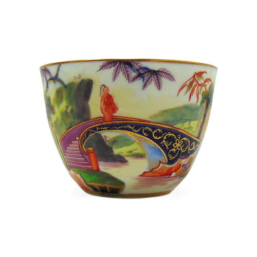 Minton - A fine Chinoiserie figure on a bridge trio with Pattern 816